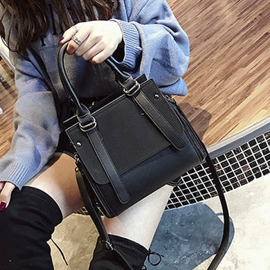 high quality
  hand purse
s women brand
 Leather hand purse
 best very tiny
 Bags Lady Shoulder Bags